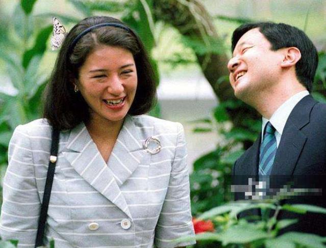 三衰六旺皆前定,头戴凤冠游四方,是什么动物生肖请全面2释义、解释与落实、实时解答解释落实